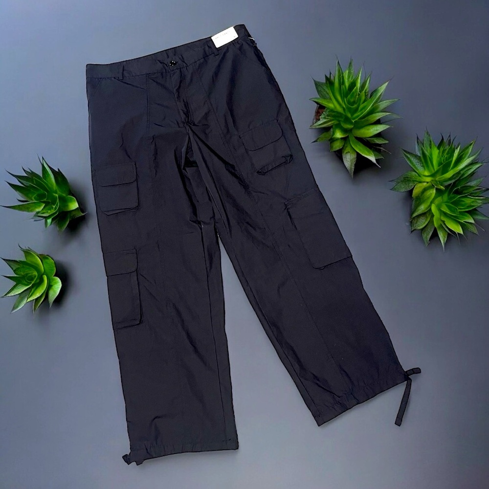 Black cargo pants